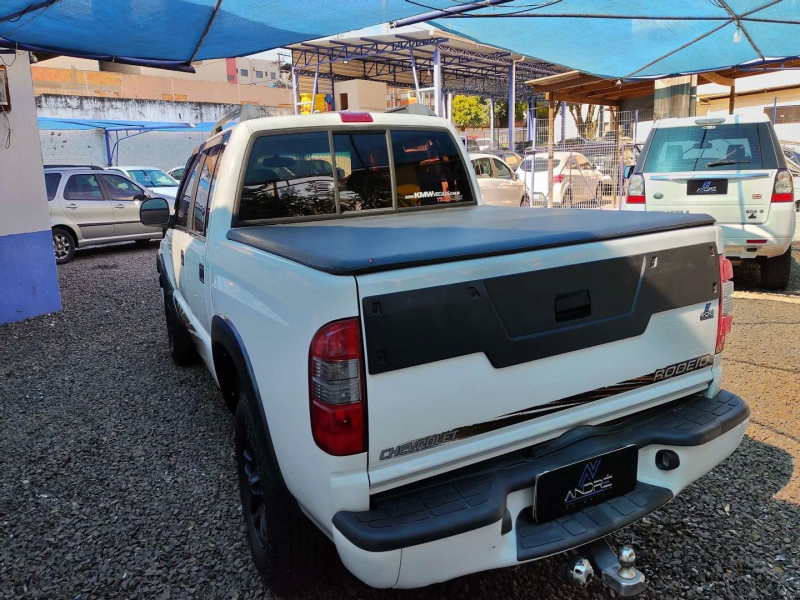 Chevrolet S10 2.4 MPFI RODEIO 4X2 CD 8V-5